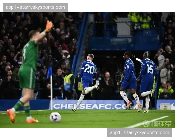 帕尔默成切尔西进攻引擎 本轮英超人物焦点解析年轻球员崛起