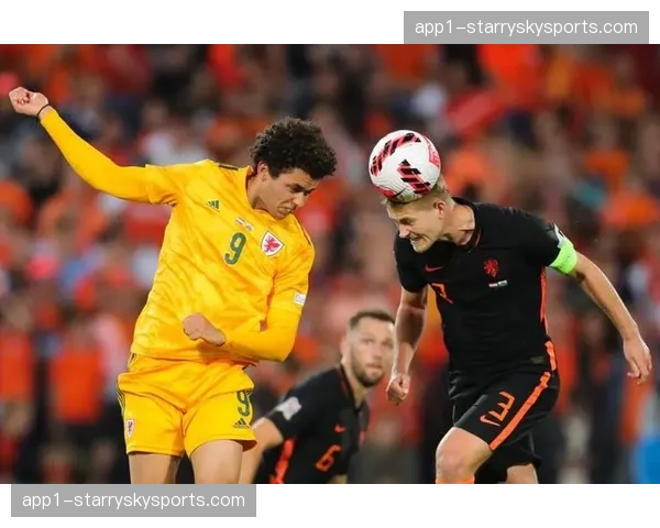 荷兰中场控制力成关键变量 赫拉芬贝赫需在攻防转换中展现统治力